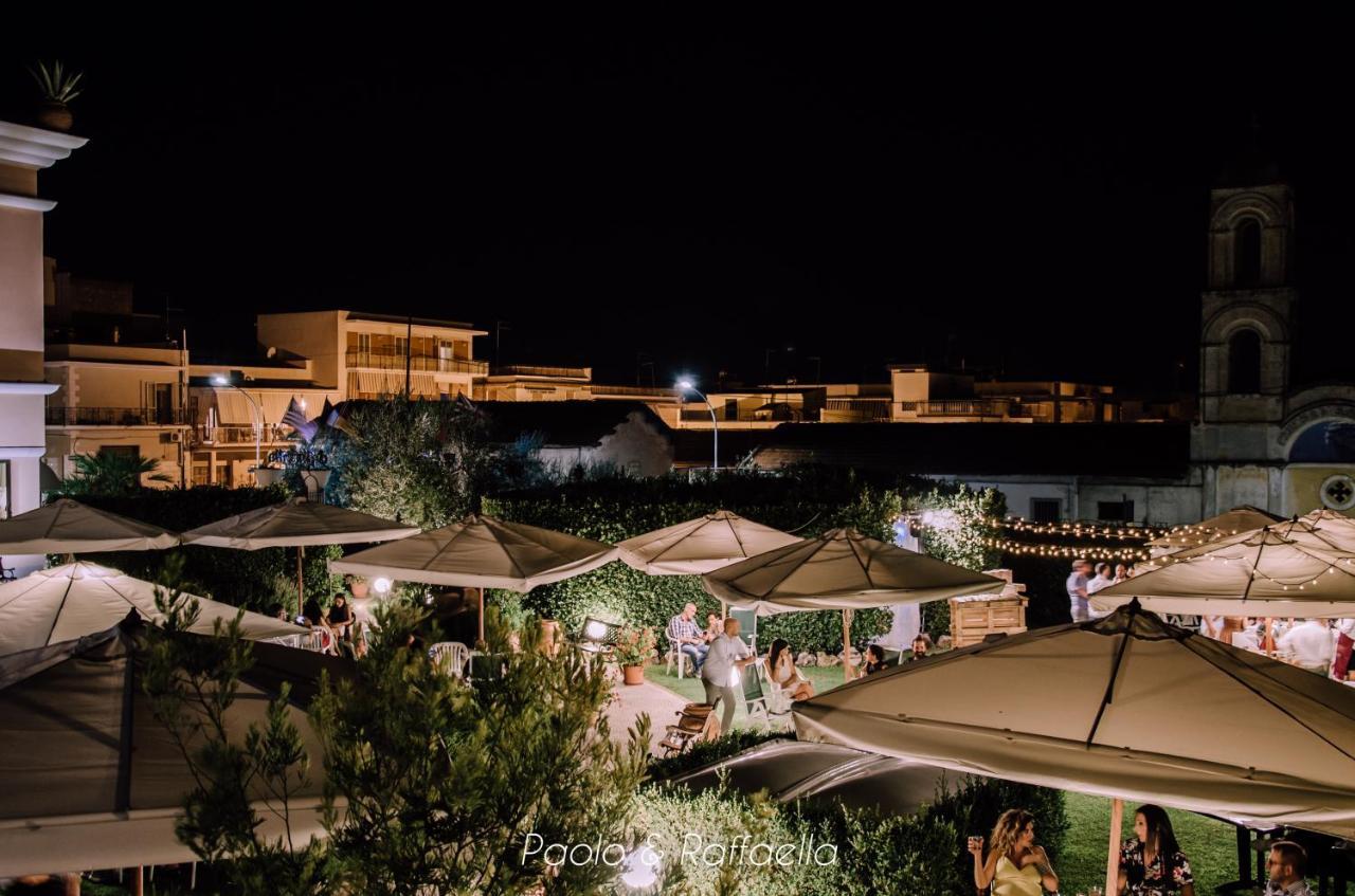 Hotel D'Altavilla كانوسا دي بوليا المظهر الخارجي الصورة