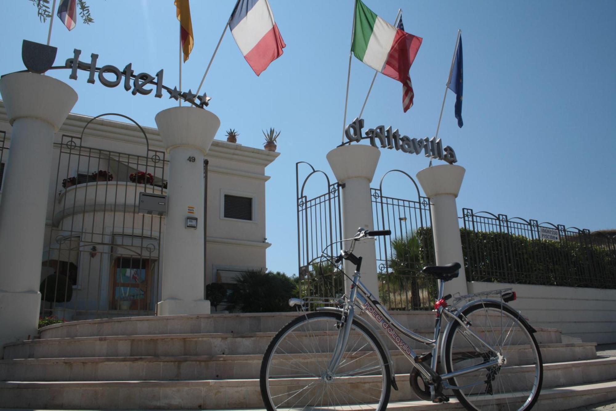 Hotel D'Altavilla كانوسا دي بوليا المظهر الخارجي الصورة