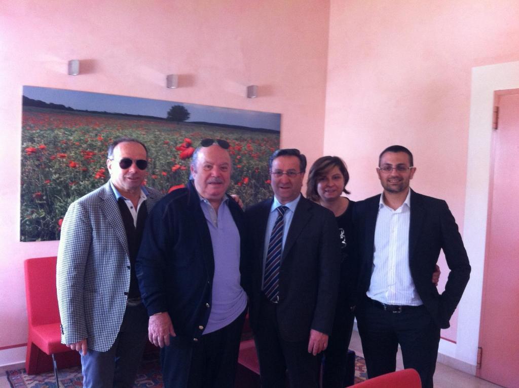 Hotel D'Altavilla كانوسا دي بوليا المظهر الخارجي الصورة